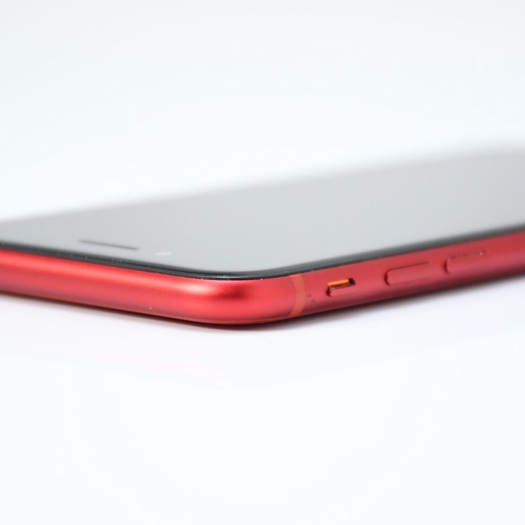 ʡХåƥ꡼87%SIMե꡼ iPhone SE 2 64GB å