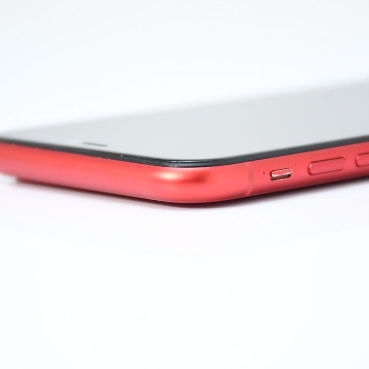 ��ư��ġ��Хåƥ꡼��������100���docomo SIM�ե꡼ iPhone11 64GB ��å�