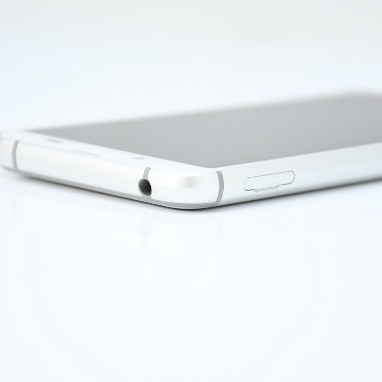 �ڱվ����ʡ�SIM�ե꡼docomo AQUOS sense3 SH-02M ����С��ۥ磻��