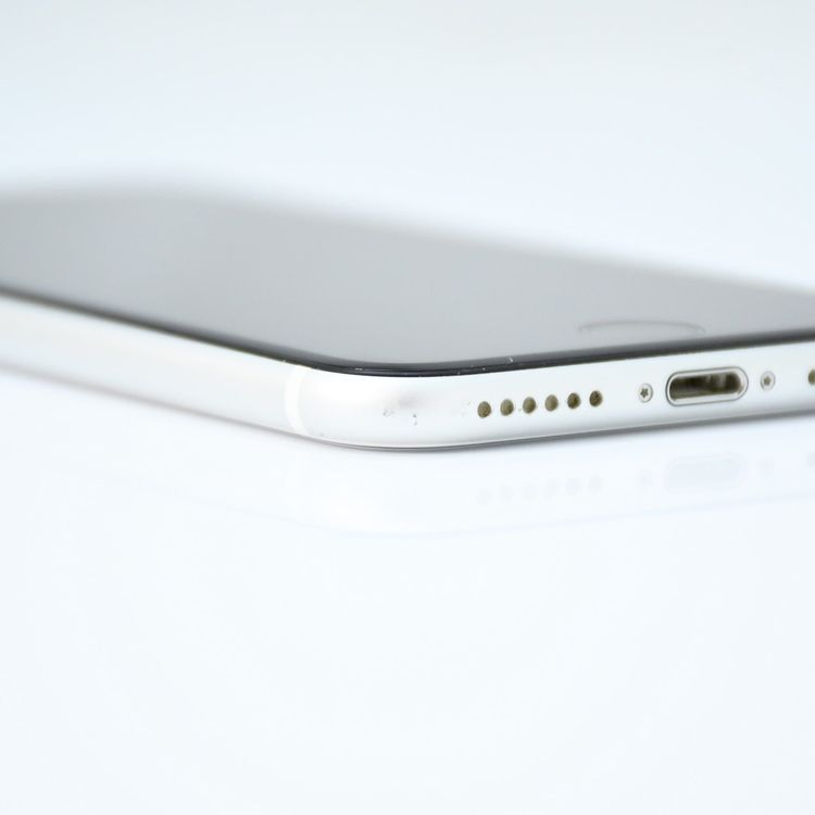 �ڱվ����ʡ�docomo iPhone SE �裲���� 64GB �ۥ磻��