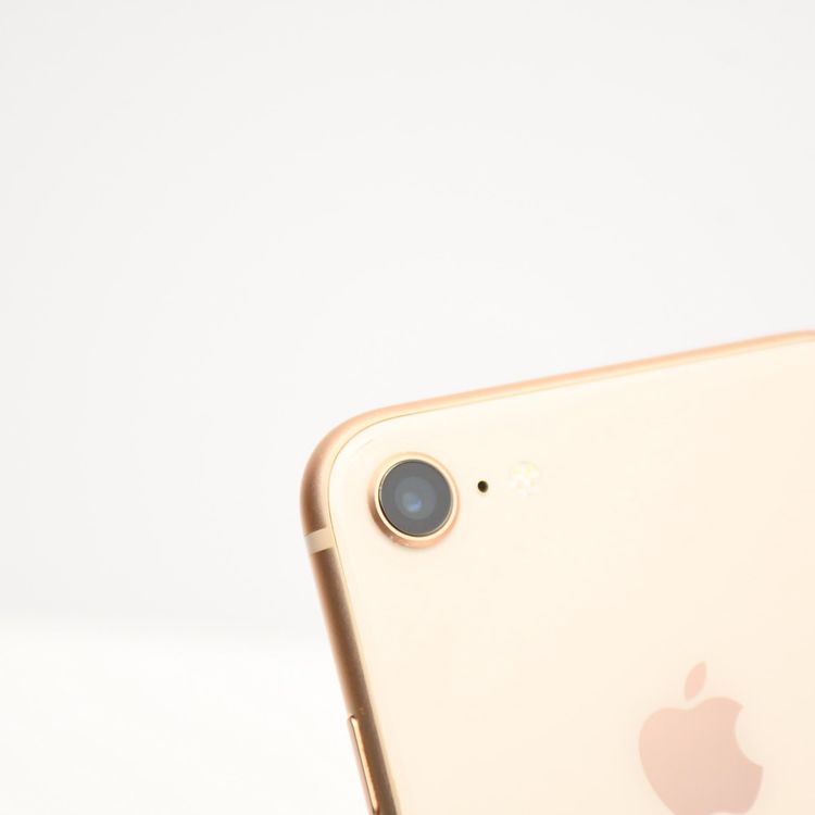 �ڱվ����ʡ��Хåƥ꡼��������85���docomo SIM�ե꡼ iPhone 8 64GB