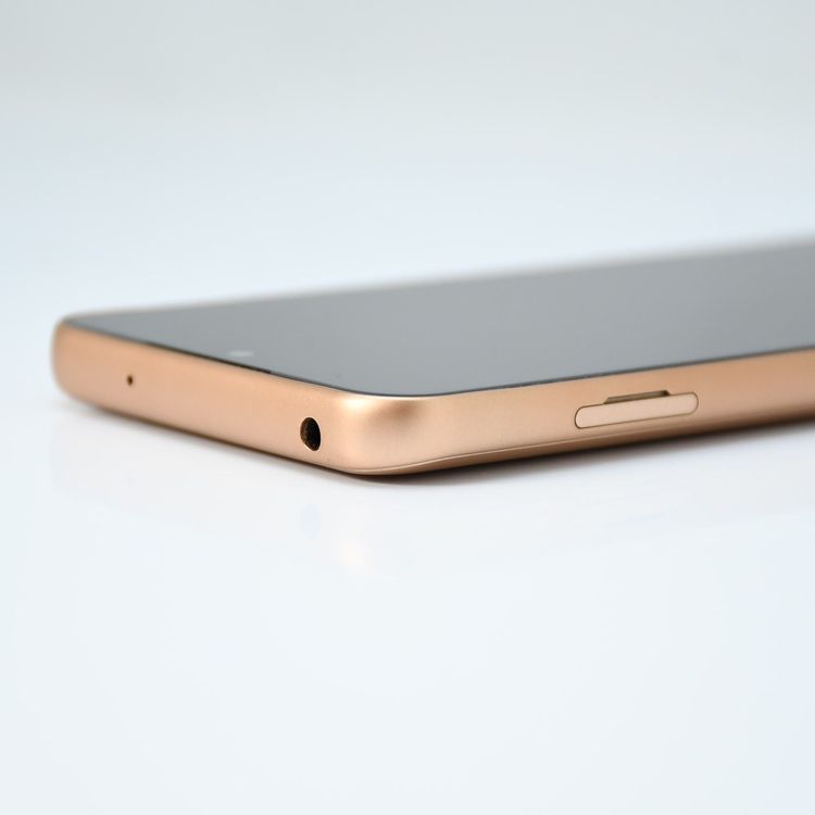 ɹ SIMե꡼ au arrows We FCG01 