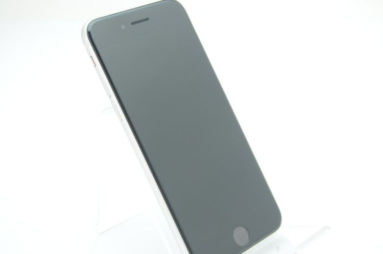 ムスビー｜極上美品＊Apple store版 SIMフリー iPhone SE 第2世代