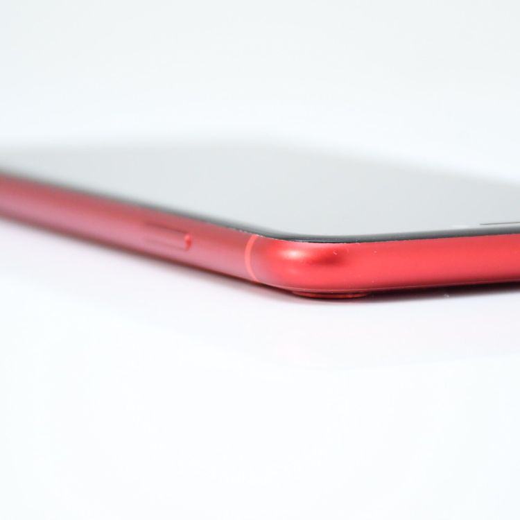 �����ʡ������Хåƥ꡼��������86���docomo SIM�ե꡼ iPhone11 64GB