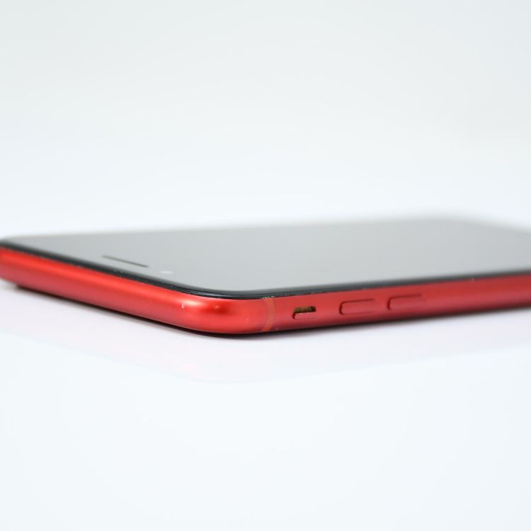 ڥХåƥ꡼ 100docomo SIMե꡼ iPhone 8 256GB å