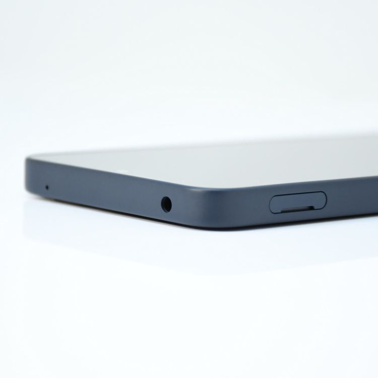 �ڿ���Ʊ�͡�Y!mobile SIM�ե꡼ AQUOS wish4 A402SH �֥�å�