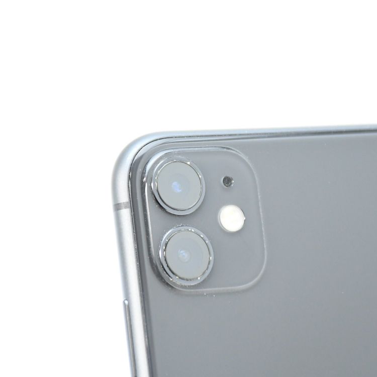 �ڱվ����ʡ������Хåƥ꡼��������85���au SIM�ե꡼ iPhone11 64GB �֥�å�