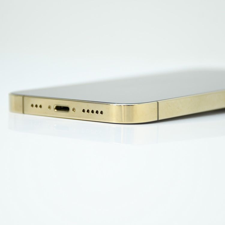 �����ʡ�docomo SIM�ե꡼iPhone13 Pro 256GB �������