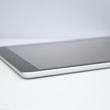 �ڱվ����ʡ�iPad ��9���� Wi-Fi 64GB ����С�