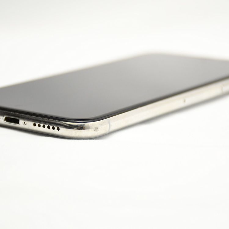 au SIM�ե꡼ iPhone XS 64GB ����С�