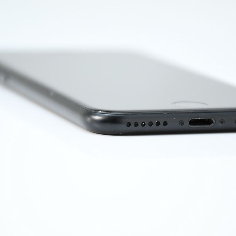 �ڽ����Хåƥ꡼87���SIM�ե꡼ iPhone SE �裲���� 64GB �֥�å�