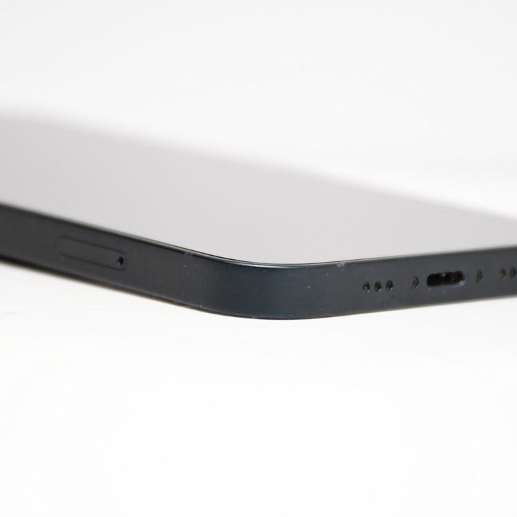 �ڽ����Хåƥ꡼84%��SIM�ե꡼iPhone14 128GB �ߥåɥʥ���