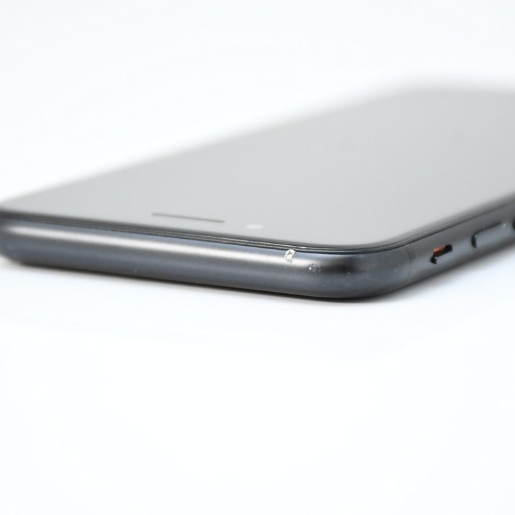 SIM�ե꡼ iPhone SE �裲���� 64GB �֥�å�