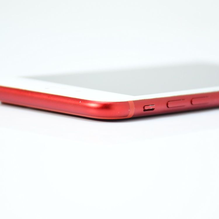 �ڱվ����ʡ� docomo SIM�ե꡼ iPhone 7 128GB ��å�