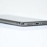 �ڱվ����ʡ������Хåƥ꡼83���docomo SIM�ե꡼ iPhone X 64GB