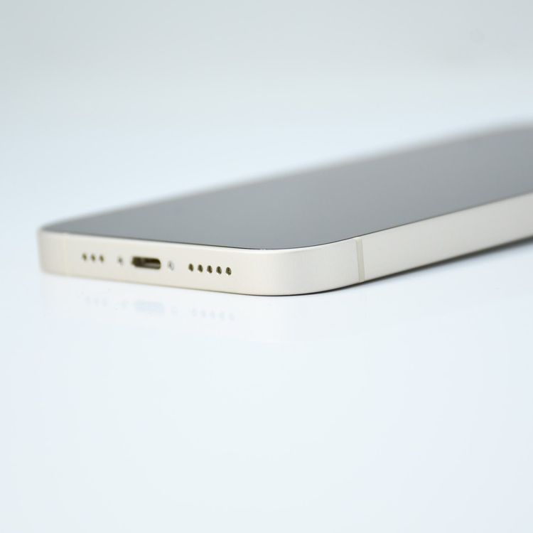 ʡХåƥ꡼86%SIMե꡼ iPhone13 128GB 饤