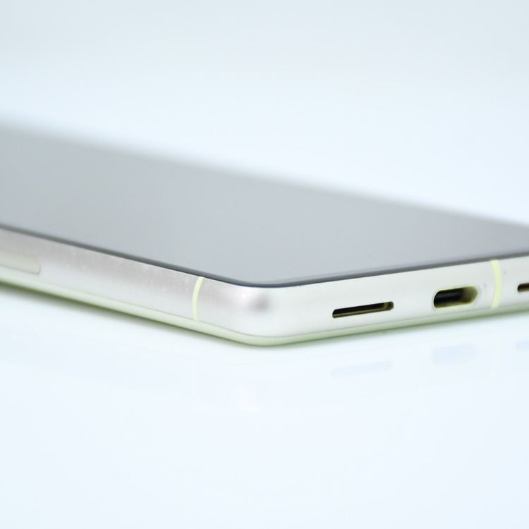【液晶美品】SIMフリー Google Pixel7 128GB レモングラス