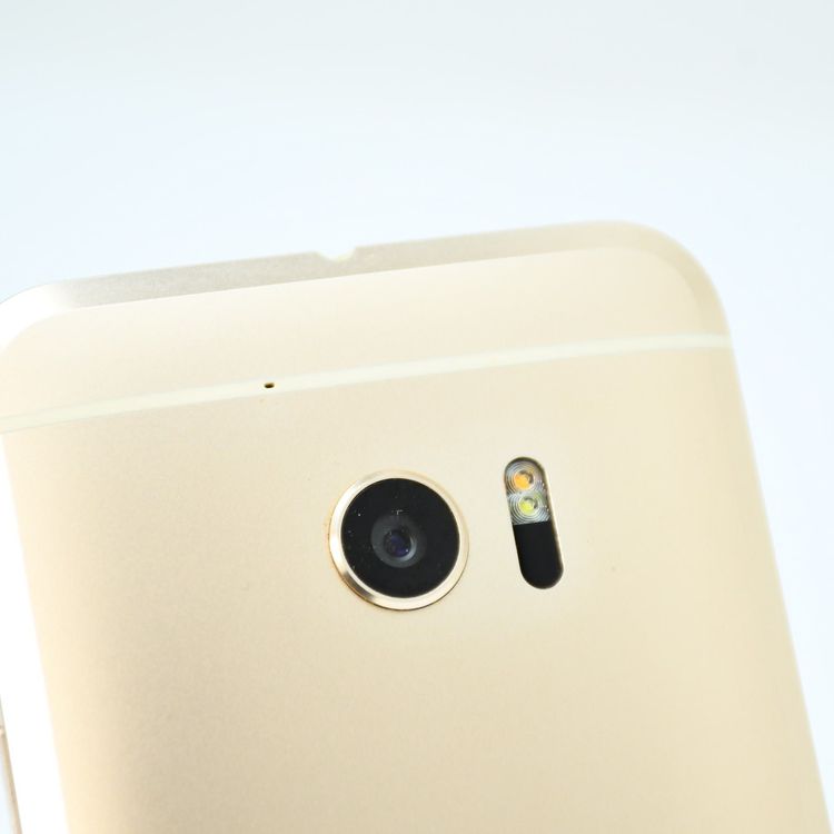 �����ʡ�au SIM���å�����Ѥ� HTC 10 HTV32 �ȥѡ��� �������