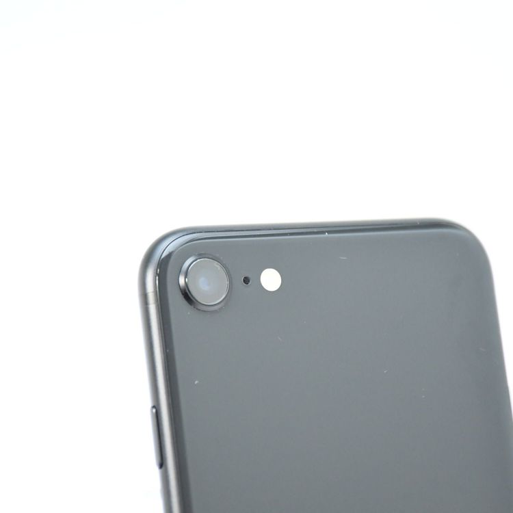 �����ʡ������Хåƥ꡼82���SIM�ե꡼ iPhone SE �裲���� 64GB �֥�å�