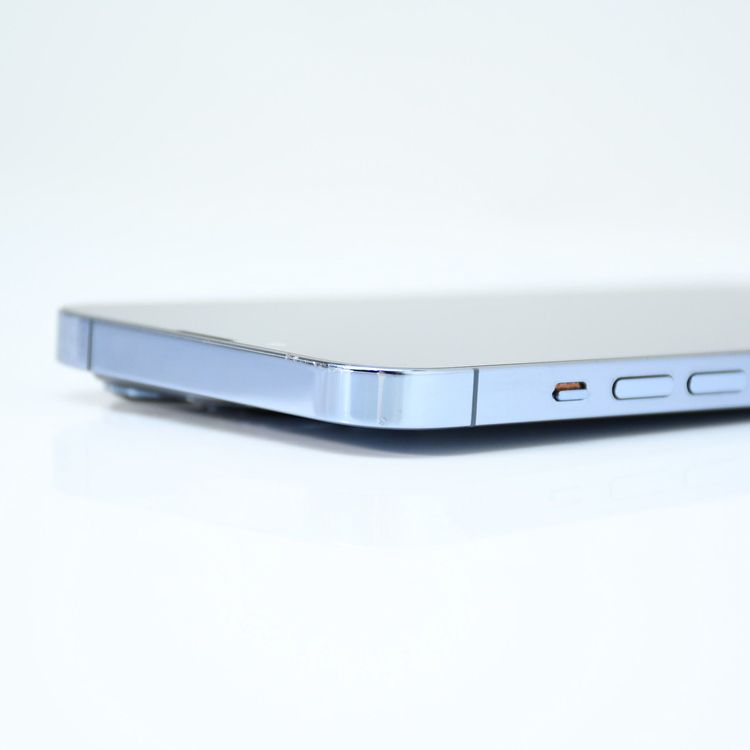 �ڱվ����ʡ�au SIM�ե꡼ iPhone13 Pro 128GB ������֥롼