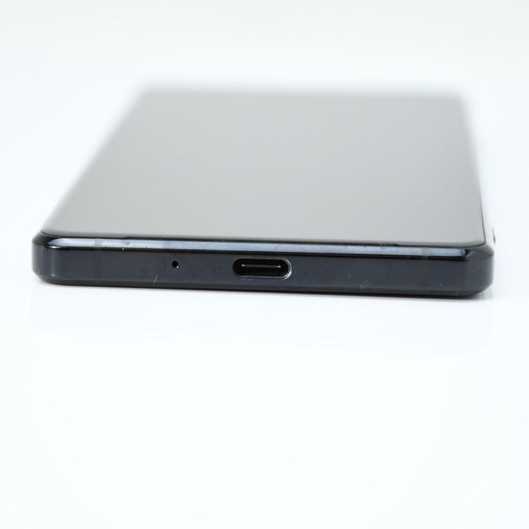 �ڱվ����ʡ� docomo Xperia 1 II SO-51A �֥�å�