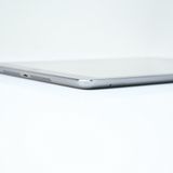 �ڥХåƥ꡼��������91������ʡ�au iPad Air 16GB