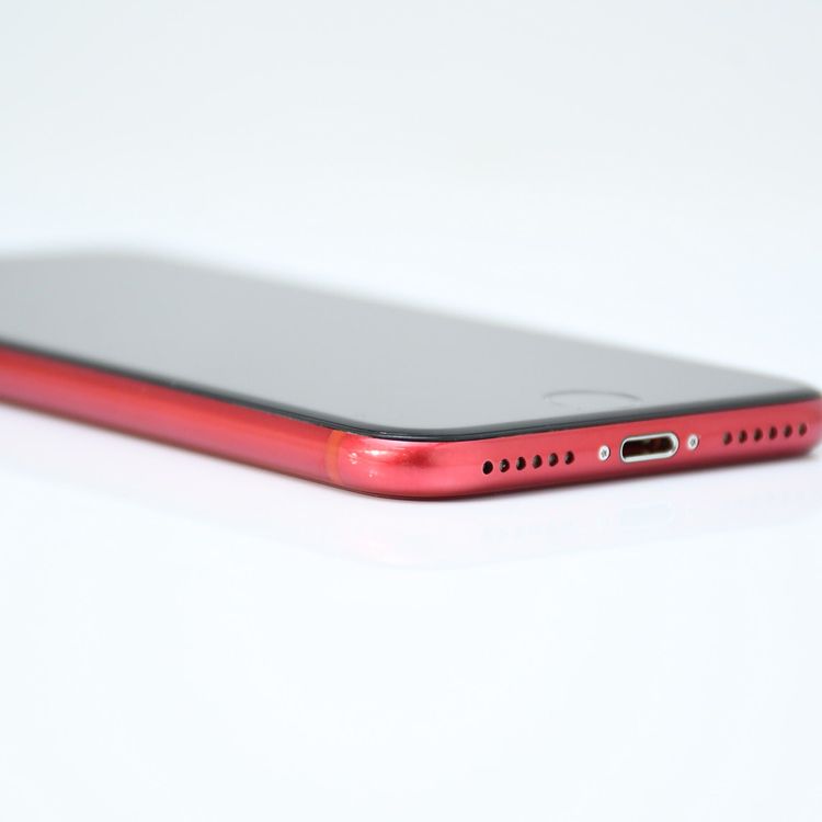 �ڽ����Хåƥ꡼80���SIM�ե꡼ iPhone SE �裲���� 64GB ��å�