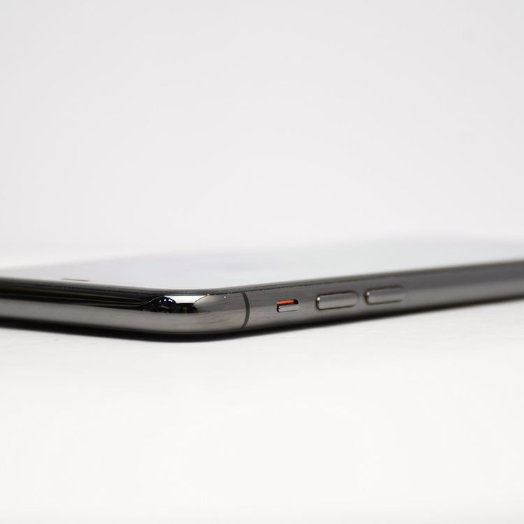 �����ʡ�SIM�ե꡼ iPhone11 Pro 256GB ���ڡ������쥤