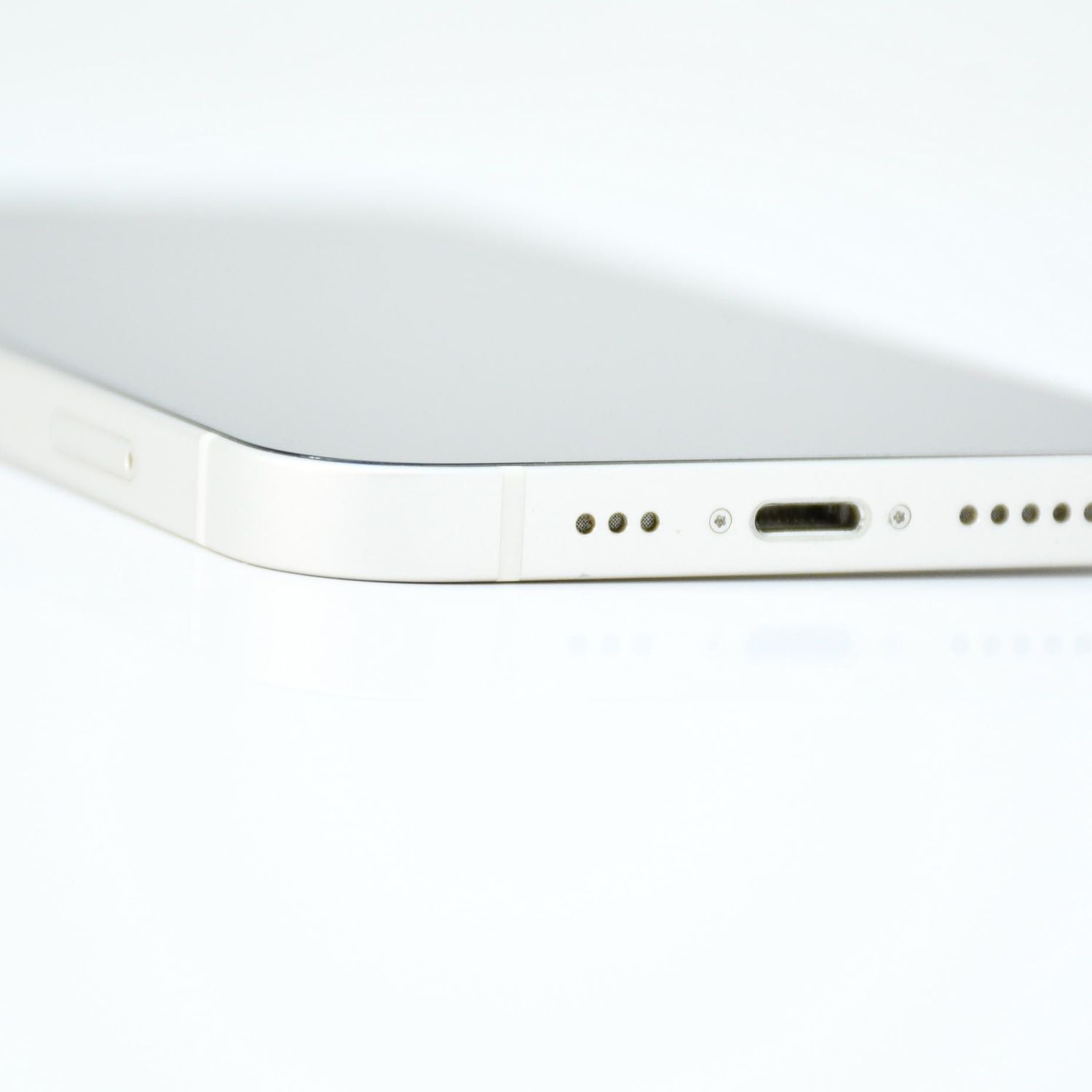 ムスビー｜【専門店電池交換済100％＊液晶美品】SIMフリー iPhone 12 
