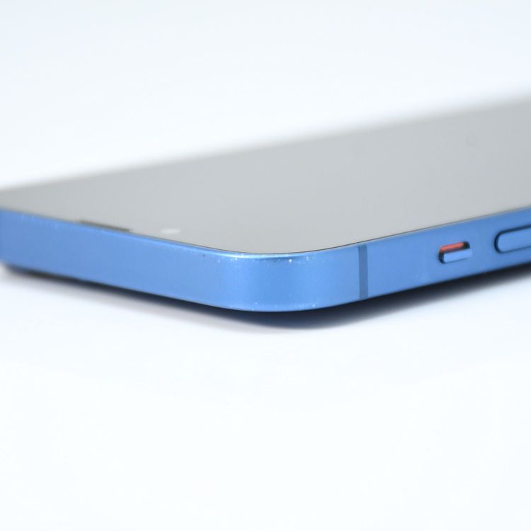 ڽХåƥ꡼81%SIMե꡼ iPhone13 256GB ֥롼