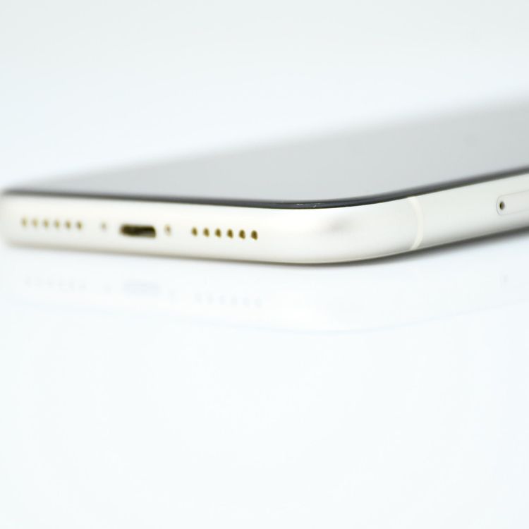 ��ư���ǽ����������80���docomo SIM�ե꡼ iPhone 11 128GB �ۥ磻��