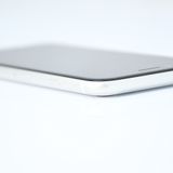 ��ư��ġ�����100 %�����ʡ�SIM�ե꡼ iPhone SE�裲���� 64GB �ۥ磻��