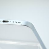 ڽХåƥ꡼100Ų9SIMե꡼ iPhone15 128GB ֥롼