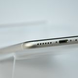 �ڽ����Хåƥ꡼84%��SIM�ե꡼ iPhoneSE �裳���� 64GB �������饤��