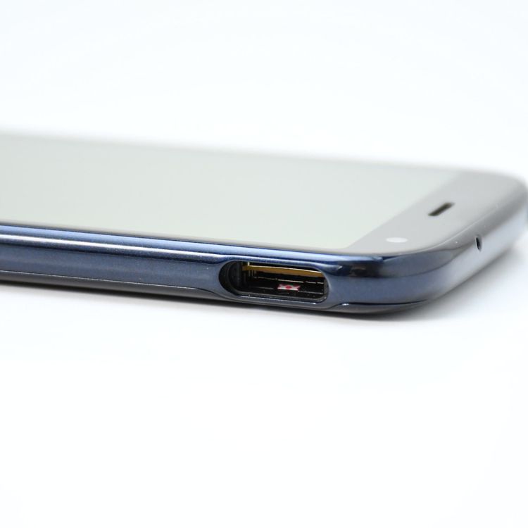 �ڱվ����ʡ�����󥯡�SIM�ե꡼ docomo ���ޡ��ȥե��� F-52B �ͥ��ӡ�