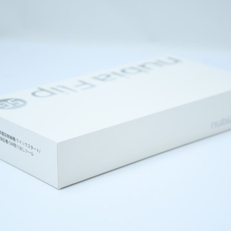 【未開封新品】 国内版SIMフリー nubia Flip 5G NX724J/A ブラック