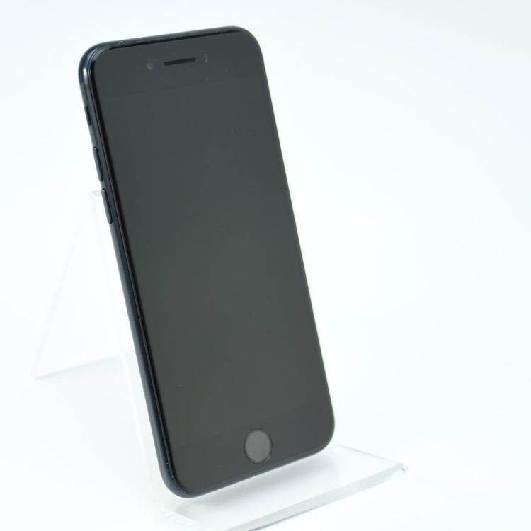 �����ʡ������Хåƥ꡼95%��SIM�ե꡼ iPhone SE��3���� 64GB�ߥåɥʥ���