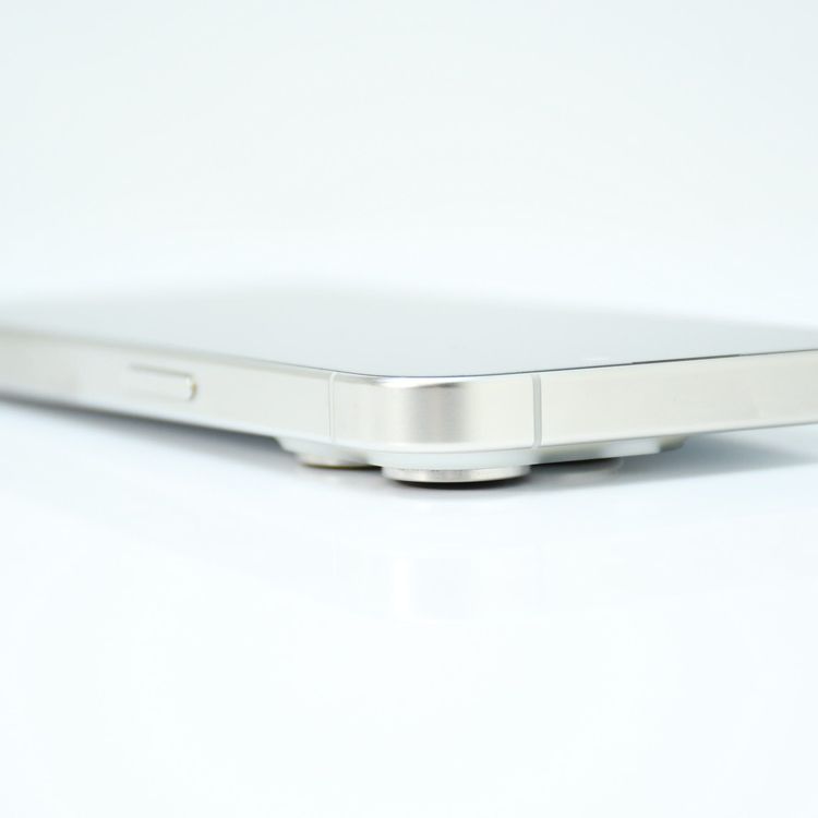 �����ʡ���°�ʴ�����docomo SIM�ե꡼iPhone15Pro 128GB �ۥ磻�ȥ����˥���