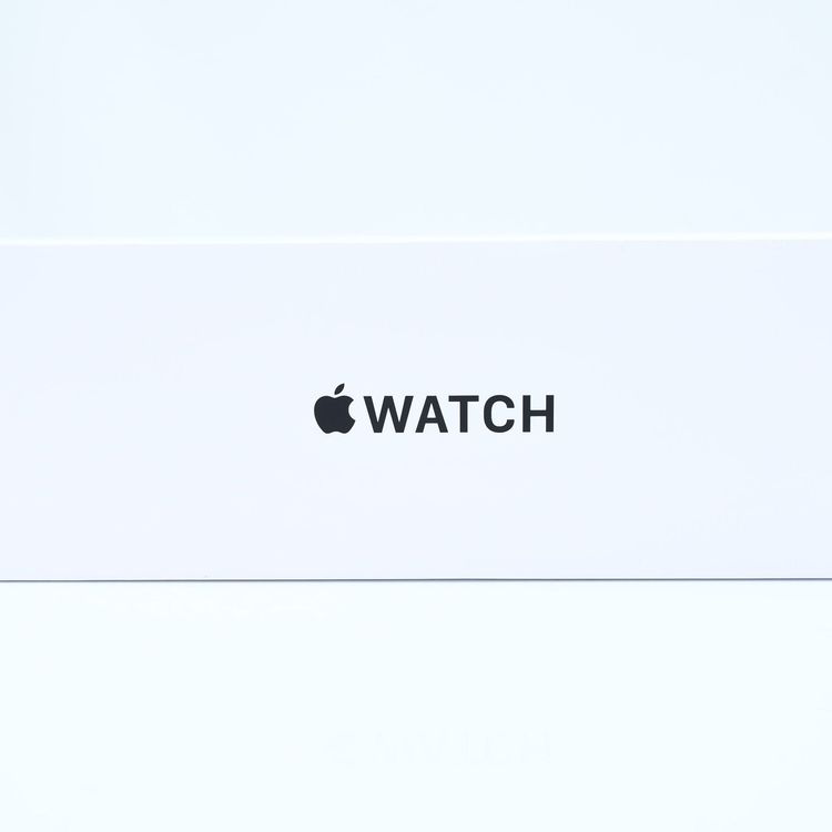 新品同様* 購入日2025年10月20日*Apple Watch SE 第3世代 40 mm