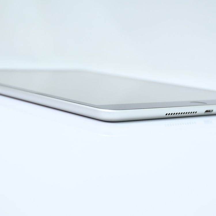 【256GB】iPad 第9世代 Wi-Fiモデル 256GB シルバー