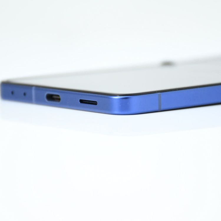 �ڱվ����ʡ������ɹ��۹����� SIM�ե꡼ Galaxy Z Flip7 SM-F766Q