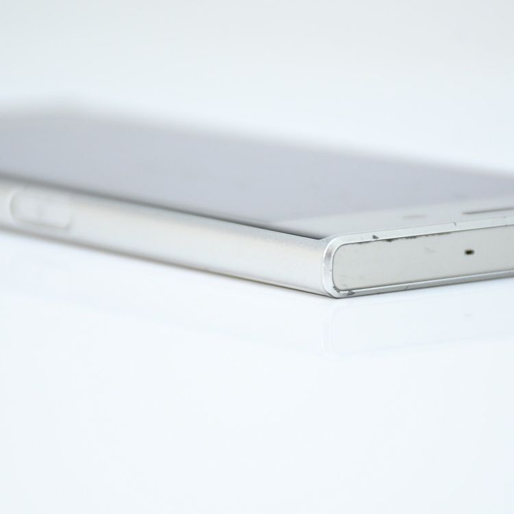 �������ɹ���SIM���å������ softbank Xperia XZ 601SO �ץ����