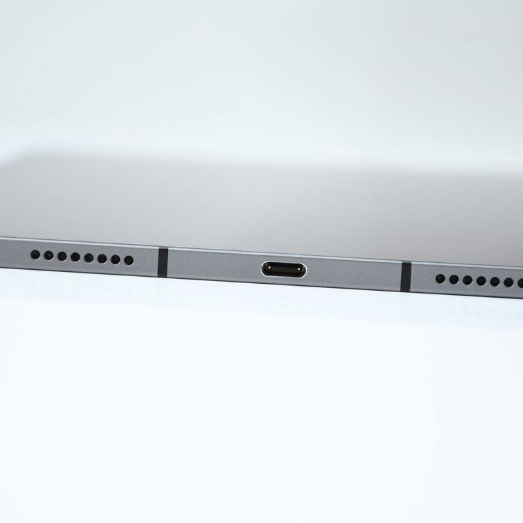 �ڱվ����ʡ�SIM�ե꡼ iPad Pro 11����� ��3���� 256GB MHW73J/A