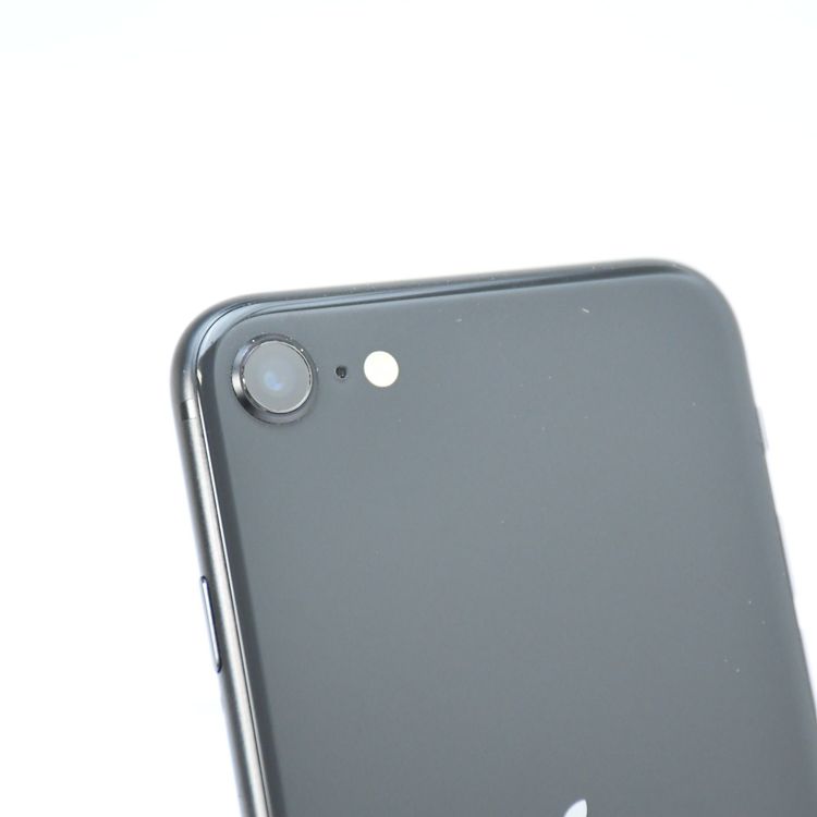 docomo SIM�ե꡼ iPhone SE �裲���� 64GB �֥�å�