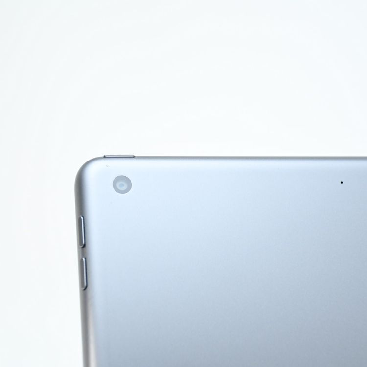 �ڥХåƥ꡼��������86������ʡ�iPad ��9���� 256GB Wi-Fi��ǥ�