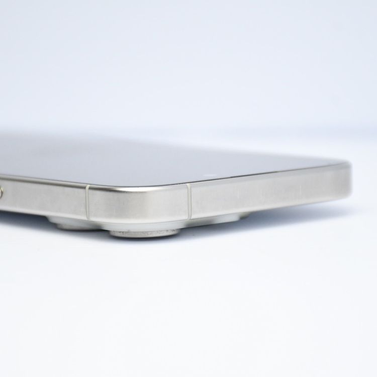 �ڱվ����ʡ�SIM�ե꡼ iPhone 15 Pro 128GB �ۥ磻�ȥ����˥���