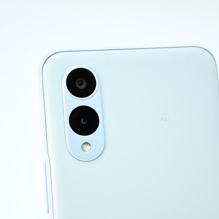 �ڿ���Ʊ�͡�SIM�ե꡼ au arrows We2 FCG02 �饤�ȥ֥롼