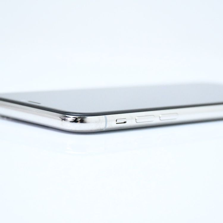 ưġ100 %SIMե꡼ au iPhone X 256GB С