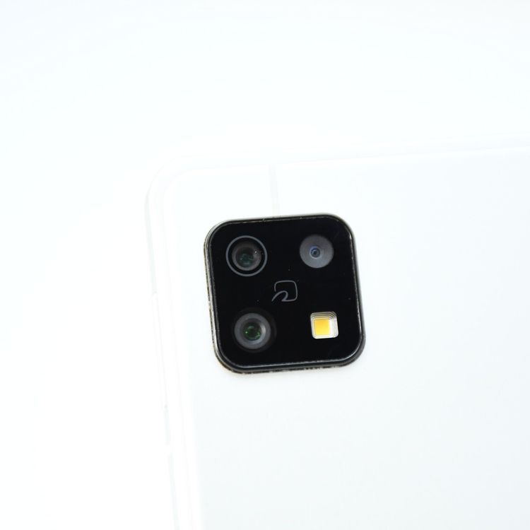 �ڱվ����ʡ������ɹ���au SIM�ե꡼ AQUOS sense6 SHG05 ����С�