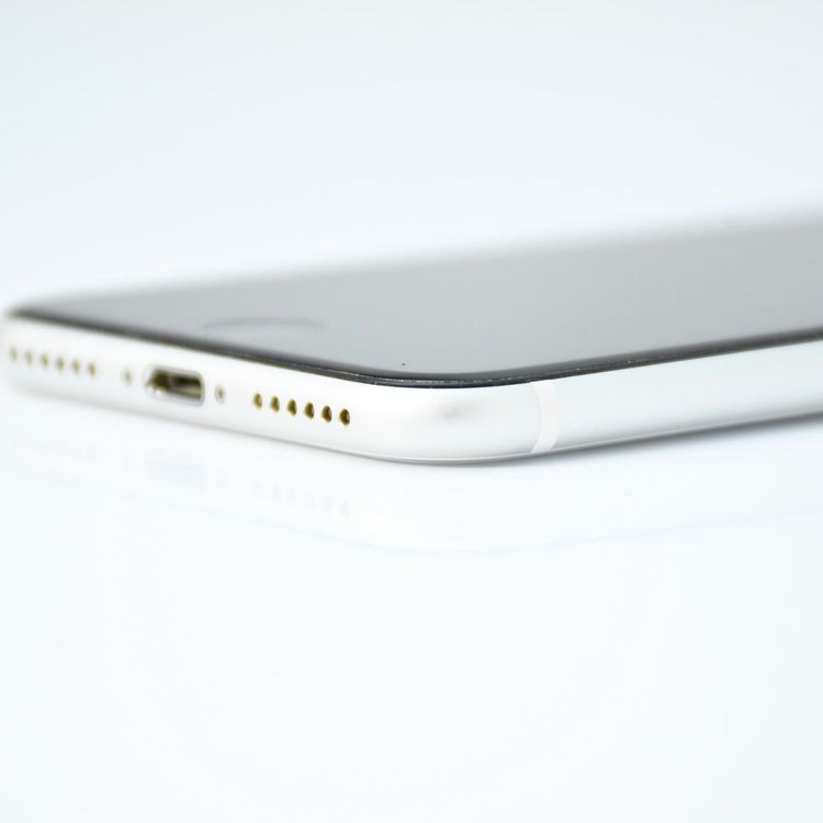 au SIMե꡼ iPhone SE 裲 128GB ۥ磻